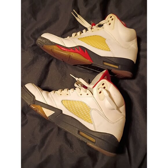 Air Jordan 5 Retro sneakers 2012 Fire Red colorway Size 9.5 - Picture 7 of 9